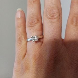 Leo Diamond Engagement Wedding Ring